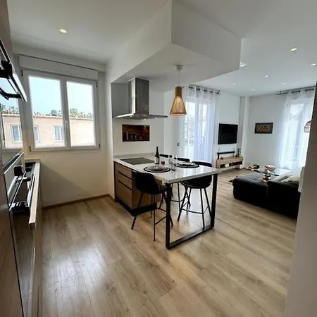 1 Ch. Luxe Apt｜coeur De Juan-les-pins｜plage A 50m Διαμέρισμα Ζουάν λε Πιν